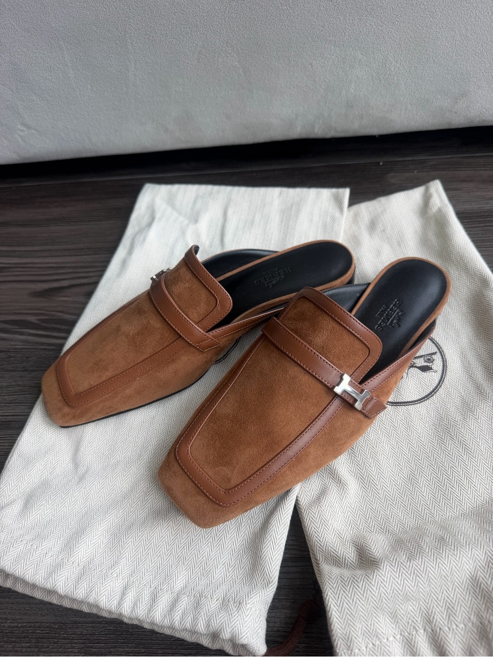 Hermes Woman Suede Groupie Slip-On Loafers